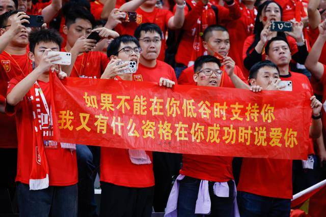 TA：斯卡洛尼曾在足总杯失误成西汉姆“罪人” 今蜕变为世界名帅